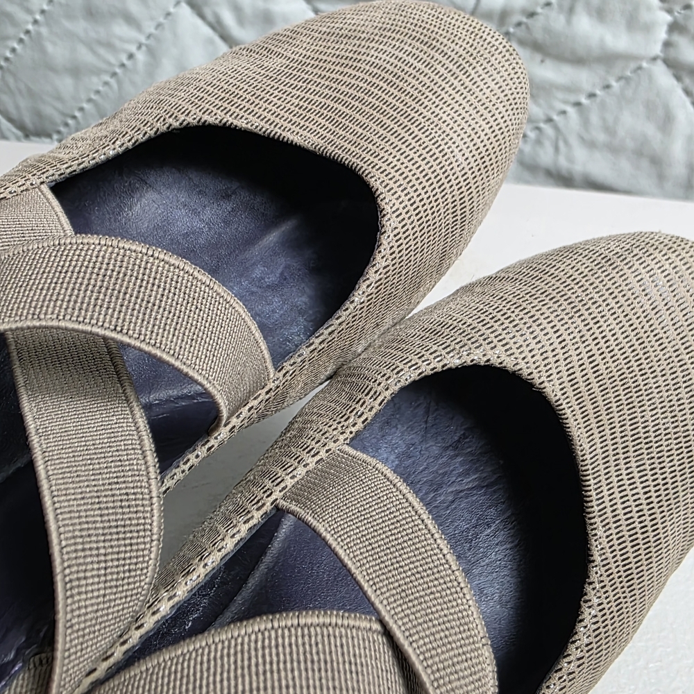 Vaneli Womens Marjory Sling Back Taupe Wedge Sandals Ballet Sandals Sz 6.5M - Picture 6 of 10